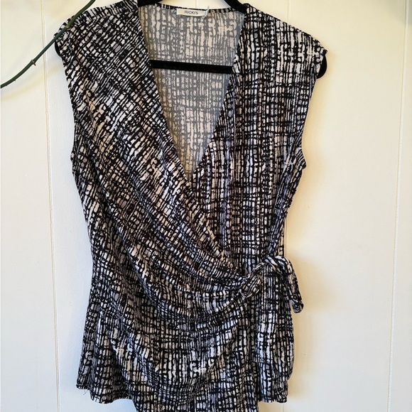 Ricki's Tops - Ricki's Black and White Cap Sleeve Wrap Blouse with Tie Front Medium